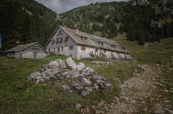 Die alte Alm / ***