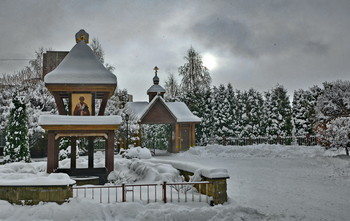 Church Yard / ***