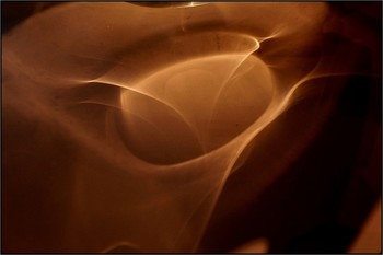lightflow / light refractions through glass