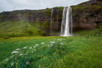 Seljalandsfoss / ***