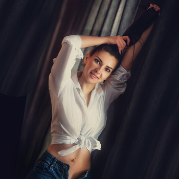 Julia / ***