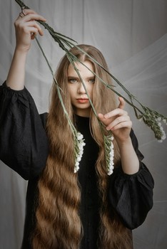 Mary / ***