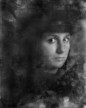Lady in black / ====