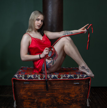 Taya / ***