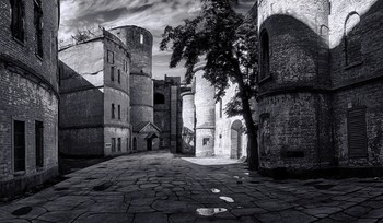 Old Fort / ***