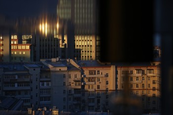 Blick aus dem Fenster / ***