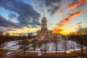 Dubrovitzy / ***