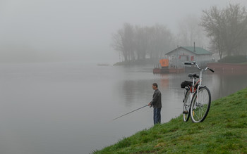 Aprilmorgen / ***