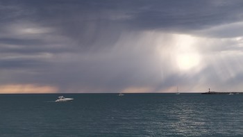 Schwarzes Meer. / ***