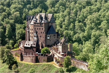 Burg Eltz / ***