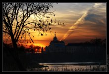West of the country of castles / ***