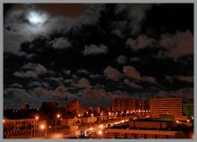 Full moon / ***