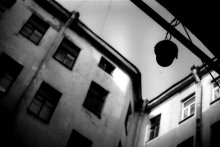 black image of the lamp / ***