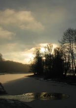 Morgen um die Ecke / ***