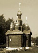 Chapel / ***