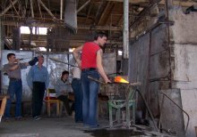 glass blowers ... / ***