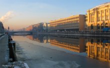 St. Petersburg contrasts. / ***