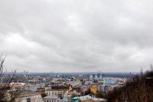 view of the city / ***