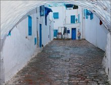 Courtyard Sidi Bou Ali / ***