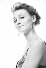 Portrait of a Girl / ***