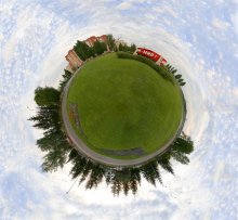 Little Planet / ***
