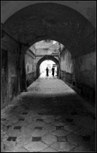 to light / ***