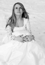 White on white / ***