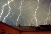 weapons of Zeus / ***