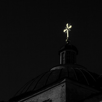 cross / ***