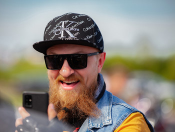 Biker / ***