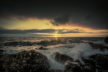Sunset / ***