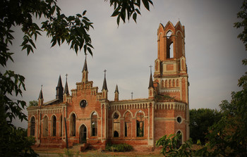 Old Church / ***