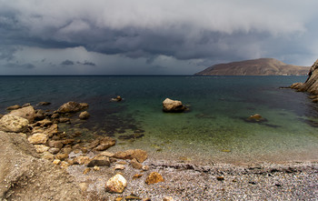 Before the storm / ***