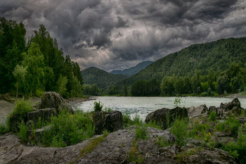 Gloomy sky / ***