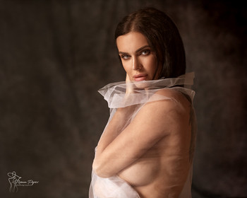 Kate / ***