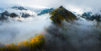 Awakening of the mountains / ***