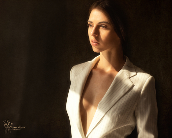 Xenia / ***
