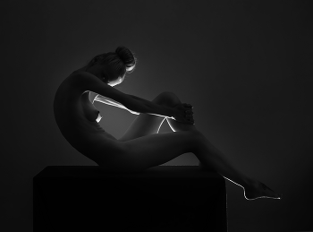 circuits / ***