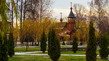 Church / ***