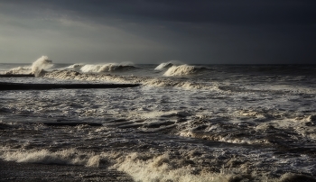 Sea / ...
