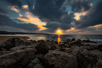 Evening at Sea / ***