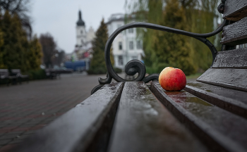 Autumn in the old town / ***