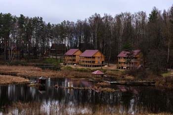 On the lakes / ***