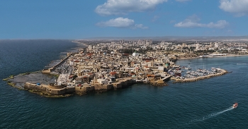 Acre / ***