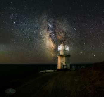 Milky Way / ***
