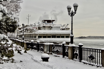 Quay / ...
