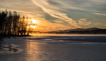 Frosty dawn. / ***