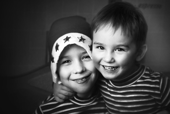 brothers / ***