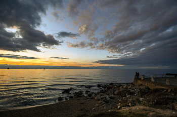 Evening at Sea / ***