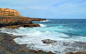 sea breeze / ***